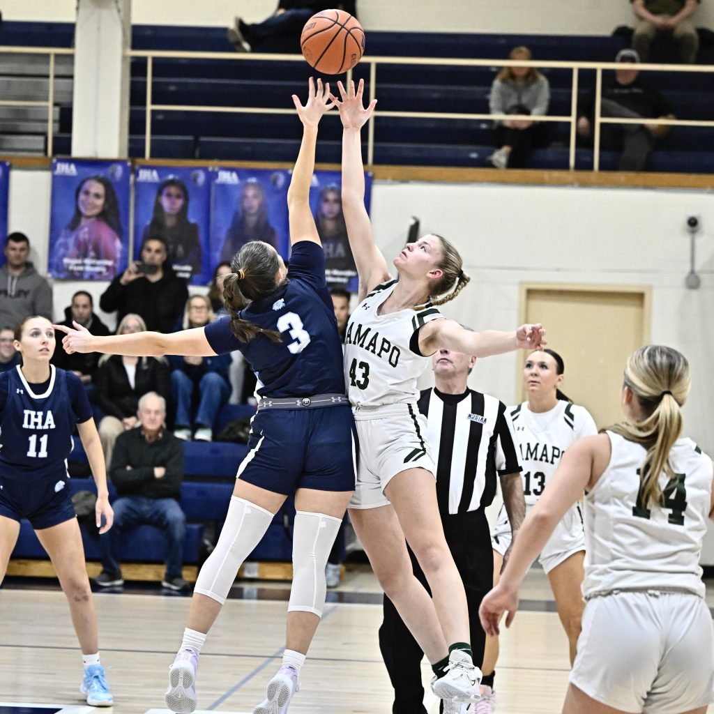 Mike Hamlett Photo basketball 17